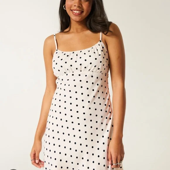 Hollister Black and White Polka Dot Mini Dress - Picture 4 of 4